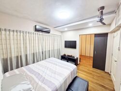 Blk 559 Jurong West Street 42 (Jurong West), HDB Executive #576802111